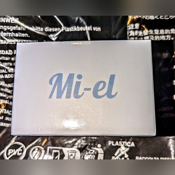 5/75$ MI-EL SKINCARE Honey Infused Hydration Mask - Picture 5 of 9